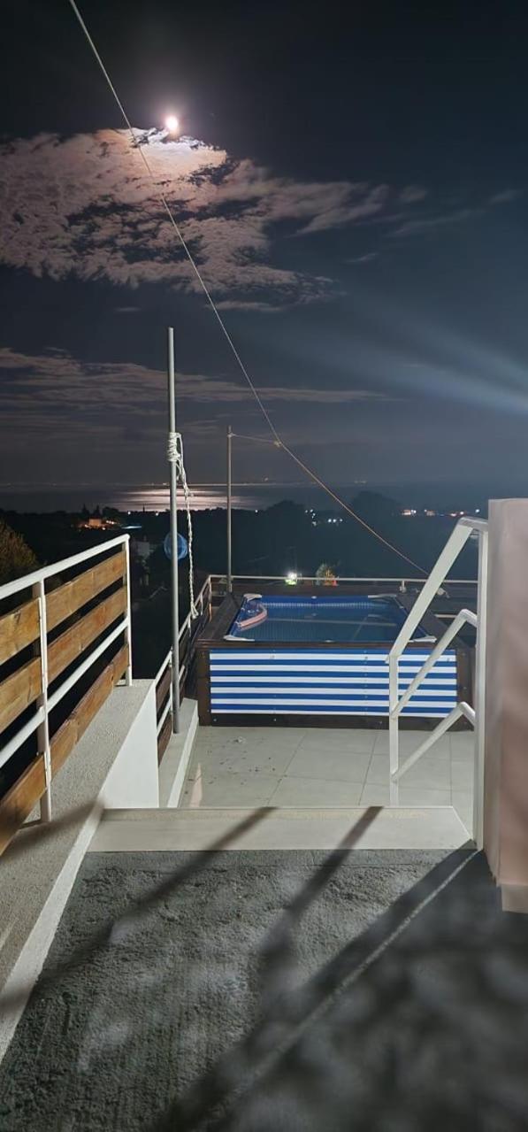 Sea Forever Holiday Home Ratzaklíon Exterior foto